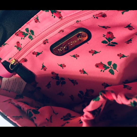 Betsy Johnson Shoulder Bag Handbag Satchel 💝 - Picture 8 of 8